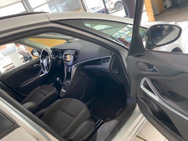 Fahrzeugabbildung Opel Zafira C 1.4T ACTICE 7-SITZE NAVI/LED/SH/PDC/AHK