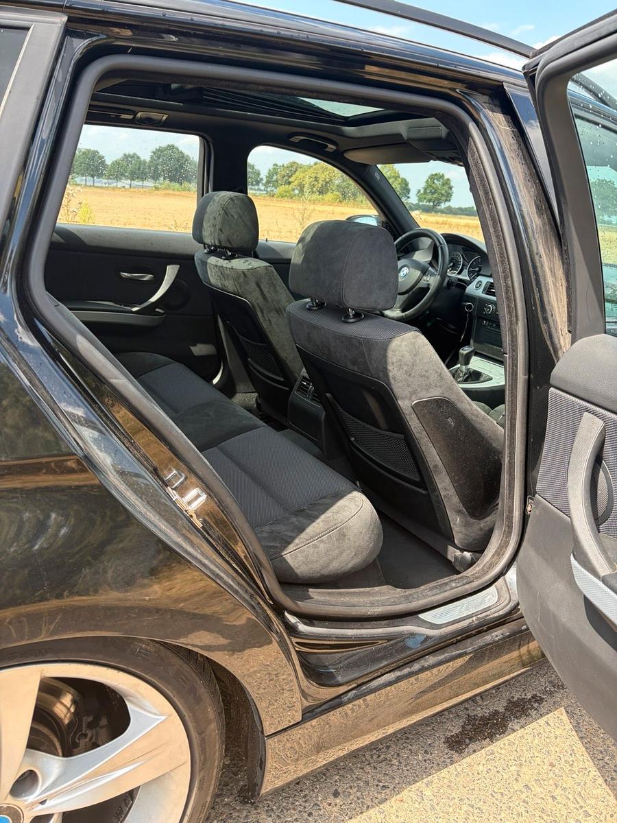 BMW 318 2008 — photo 9