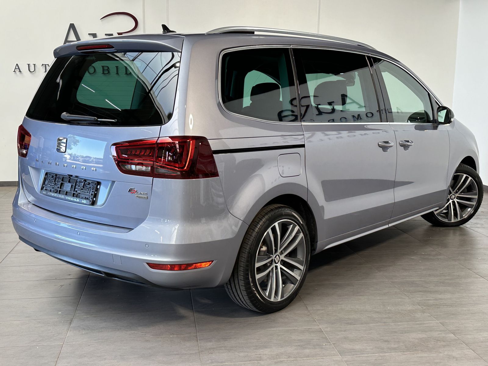 Fahrzeugabbildung SEAT Alhambra 2.0 TDI DSG 4D FR 7-Sitzer NAV+XEN+AHK