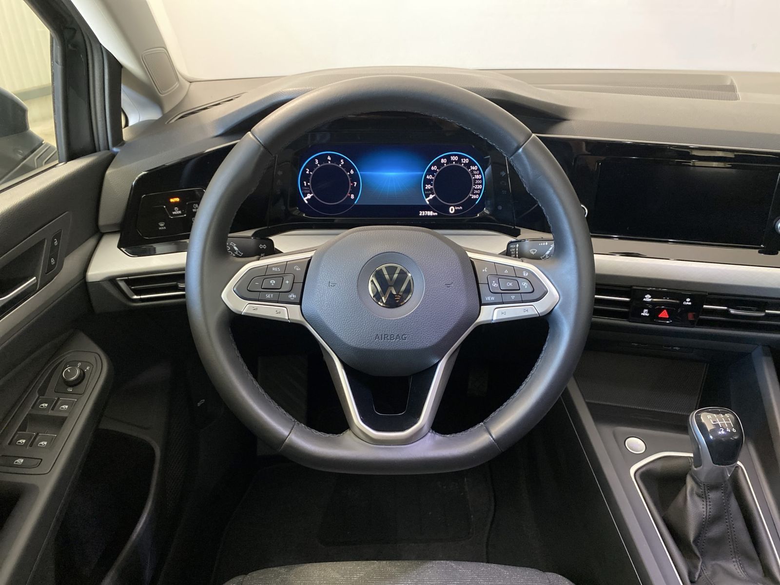 Volkswagen Golf - Bild 6