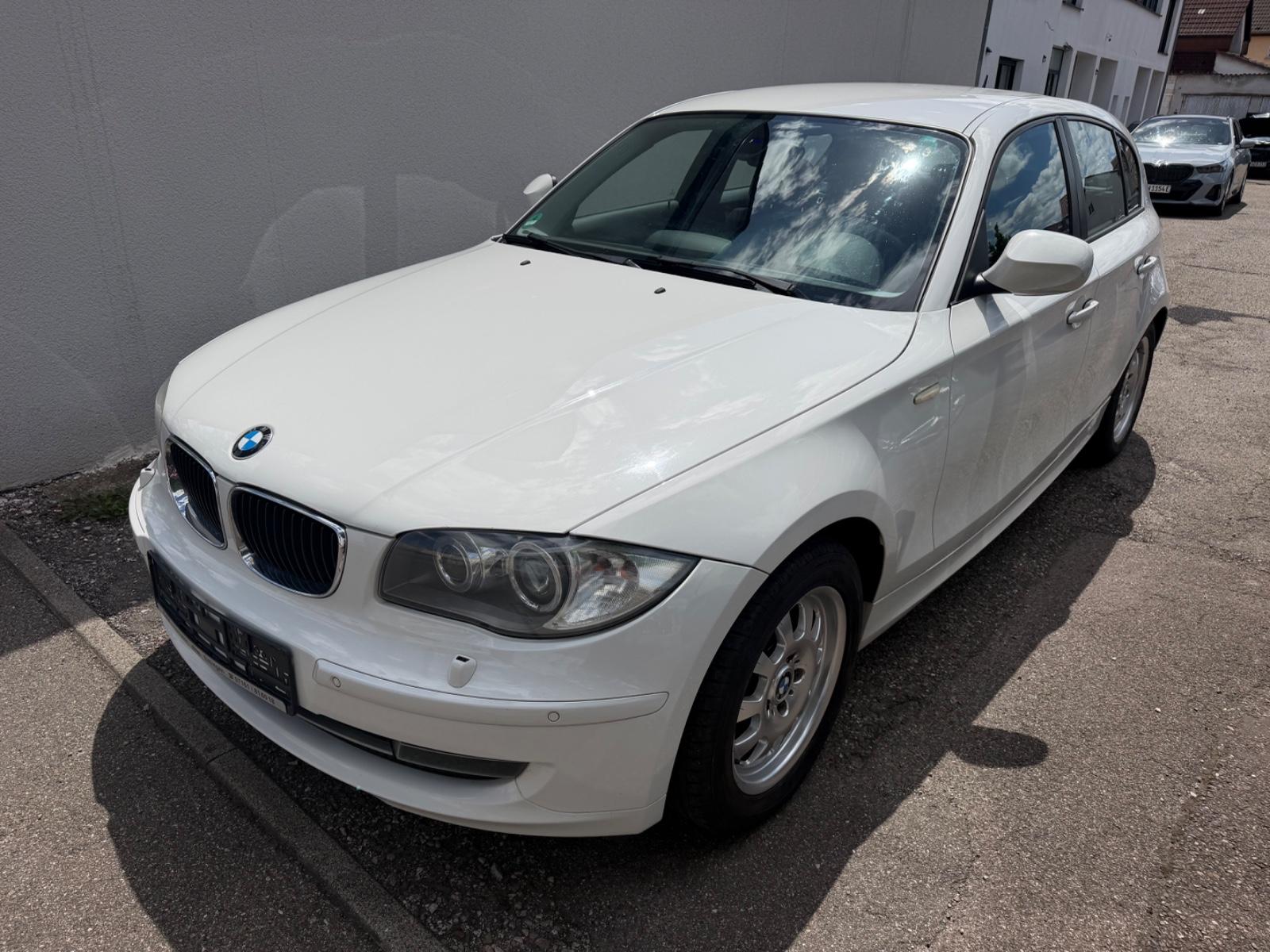 BMW 118d Limousine TOP ZUSTAND TÜV NEU SCHECKHEFT