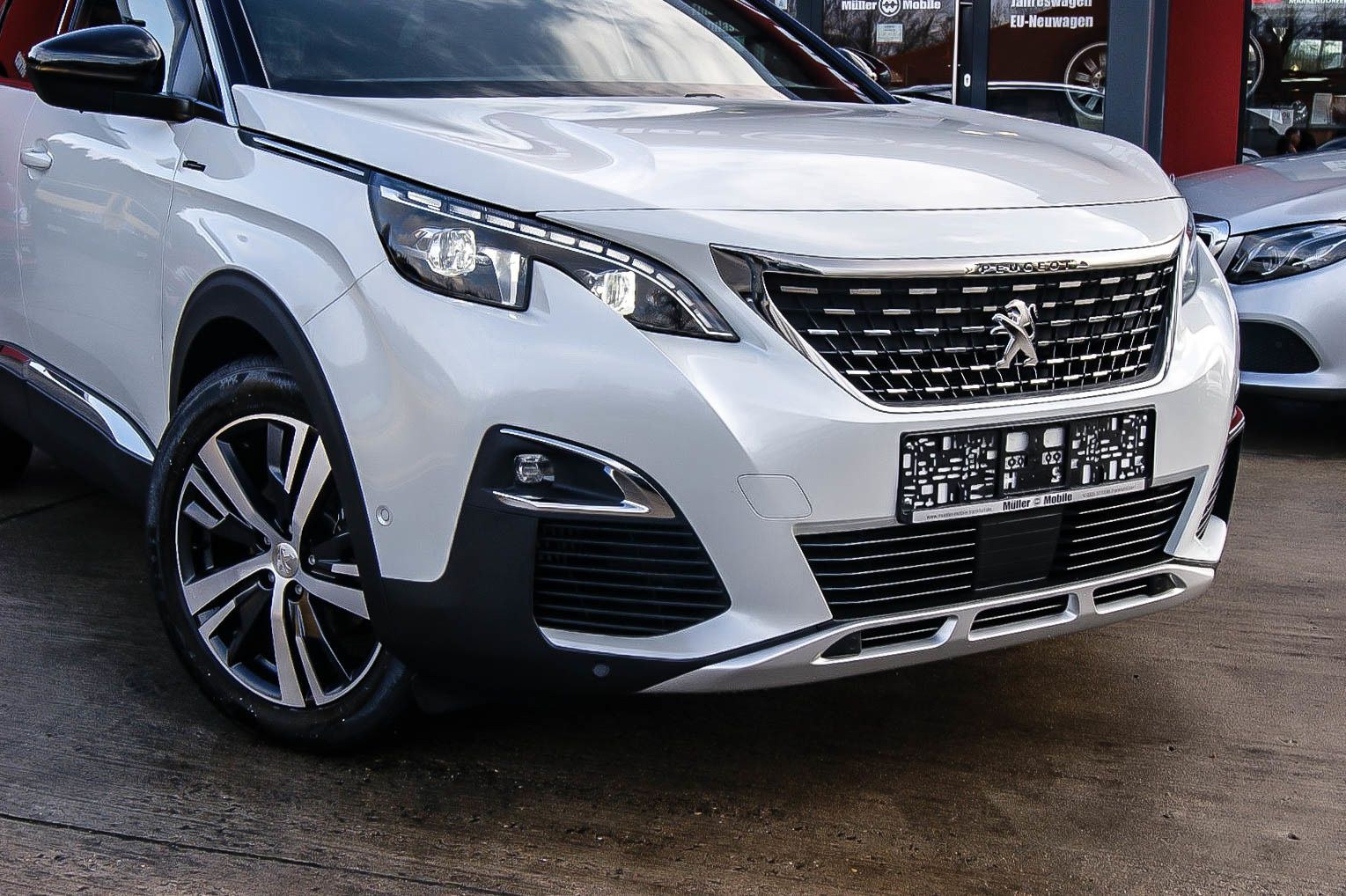 Fahrzeugabbildung Peugeot 3008 GT-LINE 1.6T PANORAMADACH LED SPORT 1.HAND