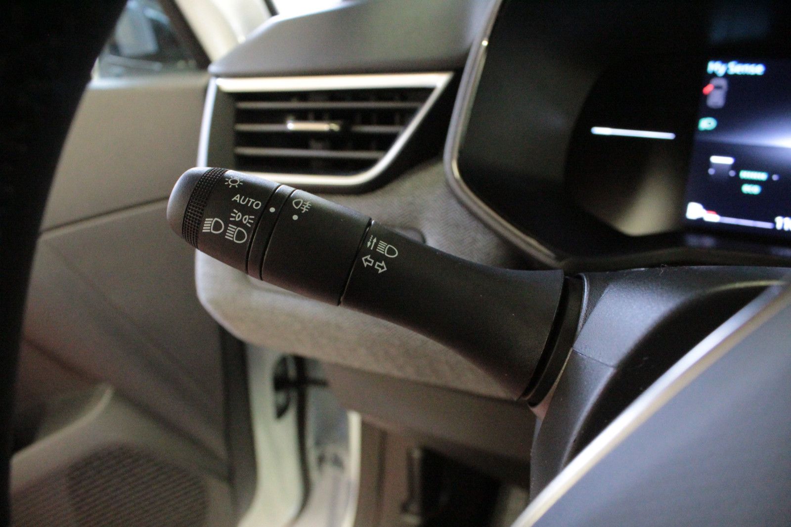 Fahrzeugabbildung Renault Clio TCe 90 Techno *Winter-Paket*Look-Paket*