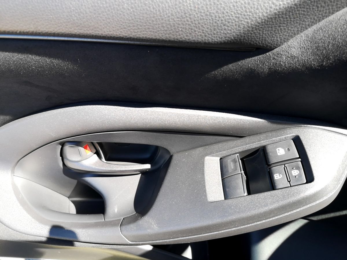 Toyota Yaris - Bild 16