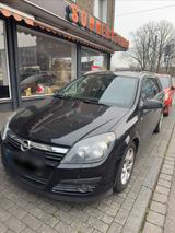 Opel Astra Kombi - Opel Astra aus 2006 mit Diesel-Antrieb