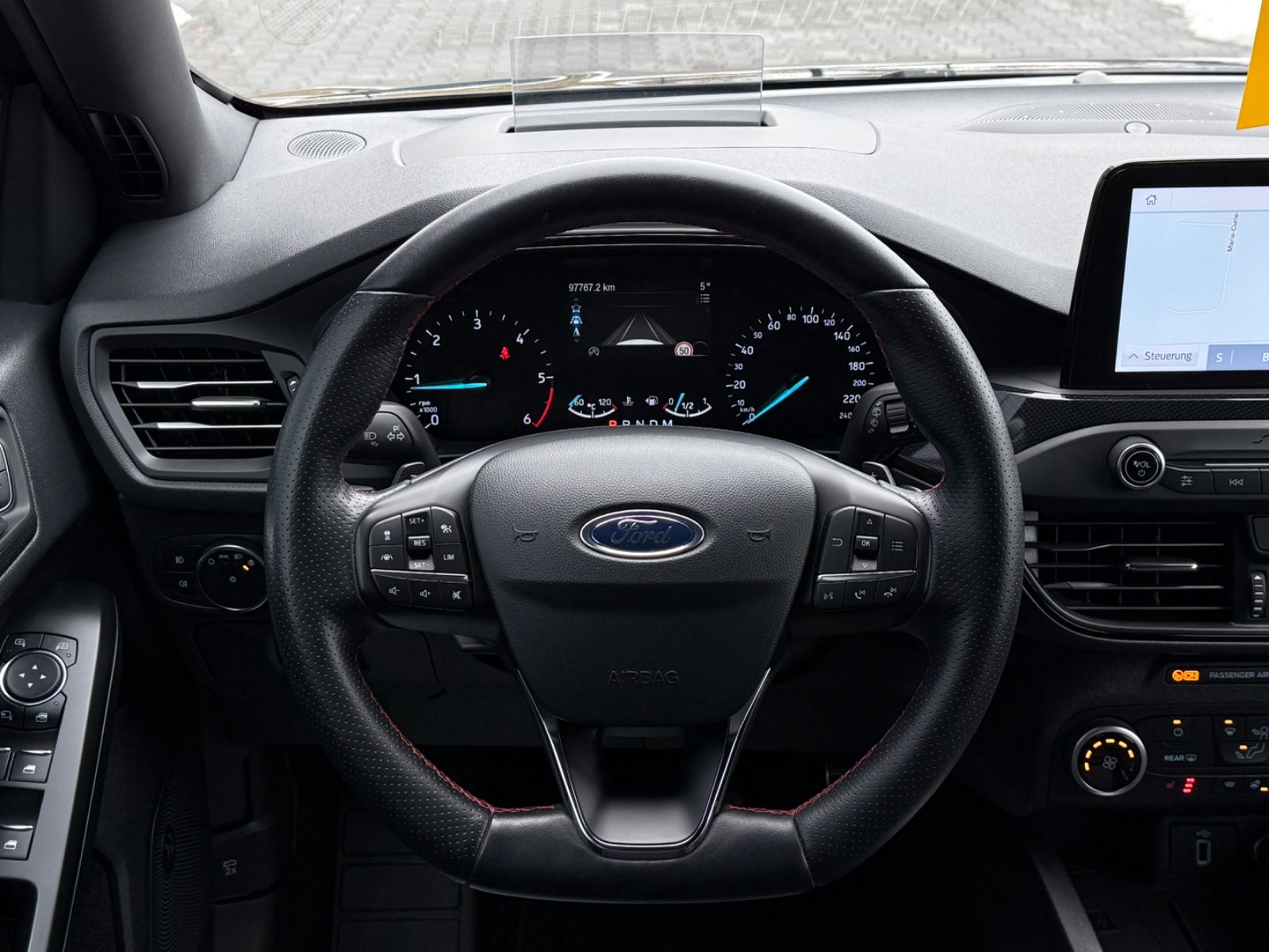 Focus Turnier ST-Line 2.0Autom. Navi LED