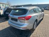 Ford Focus 1.0 Turnier Titanium +Aut+Navi+Klima+Alu - Ford: Unfallwagen