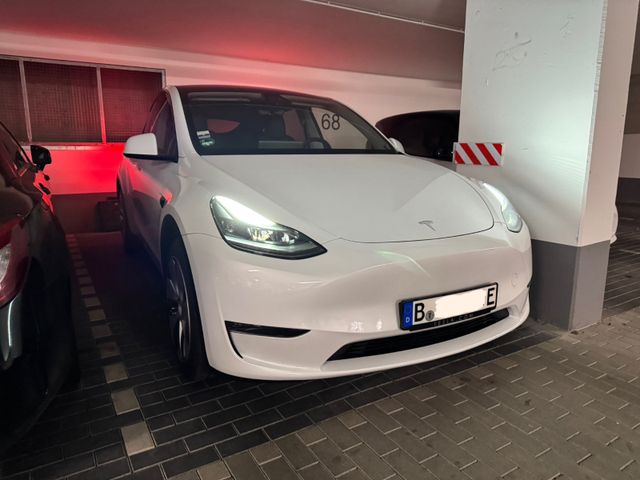 Tesla Model Y Long Range Dual Motor AWD ACCL. BOOST