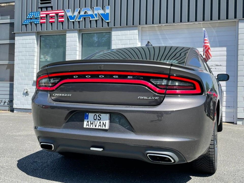 Fahrzeugabbildung Dodge Charger 3.6 SXT Rallye Navi 20" Kamera BEATS