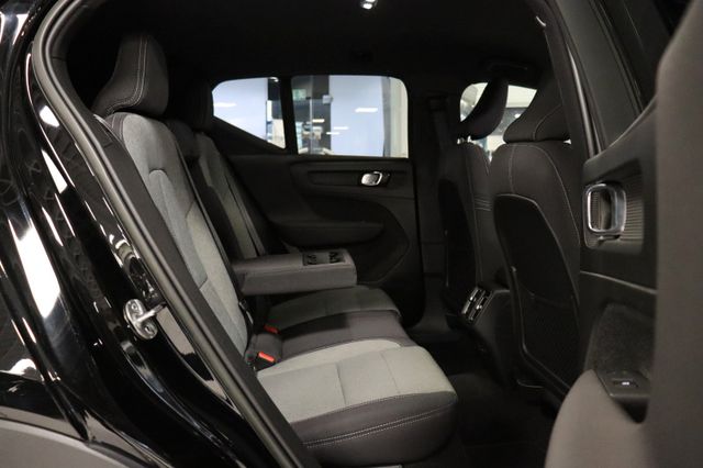 Fahrzeugabbildung Volvo XC 40 XC40 Plus Dark AWD|H/K|AHK|LED|KAMERA|