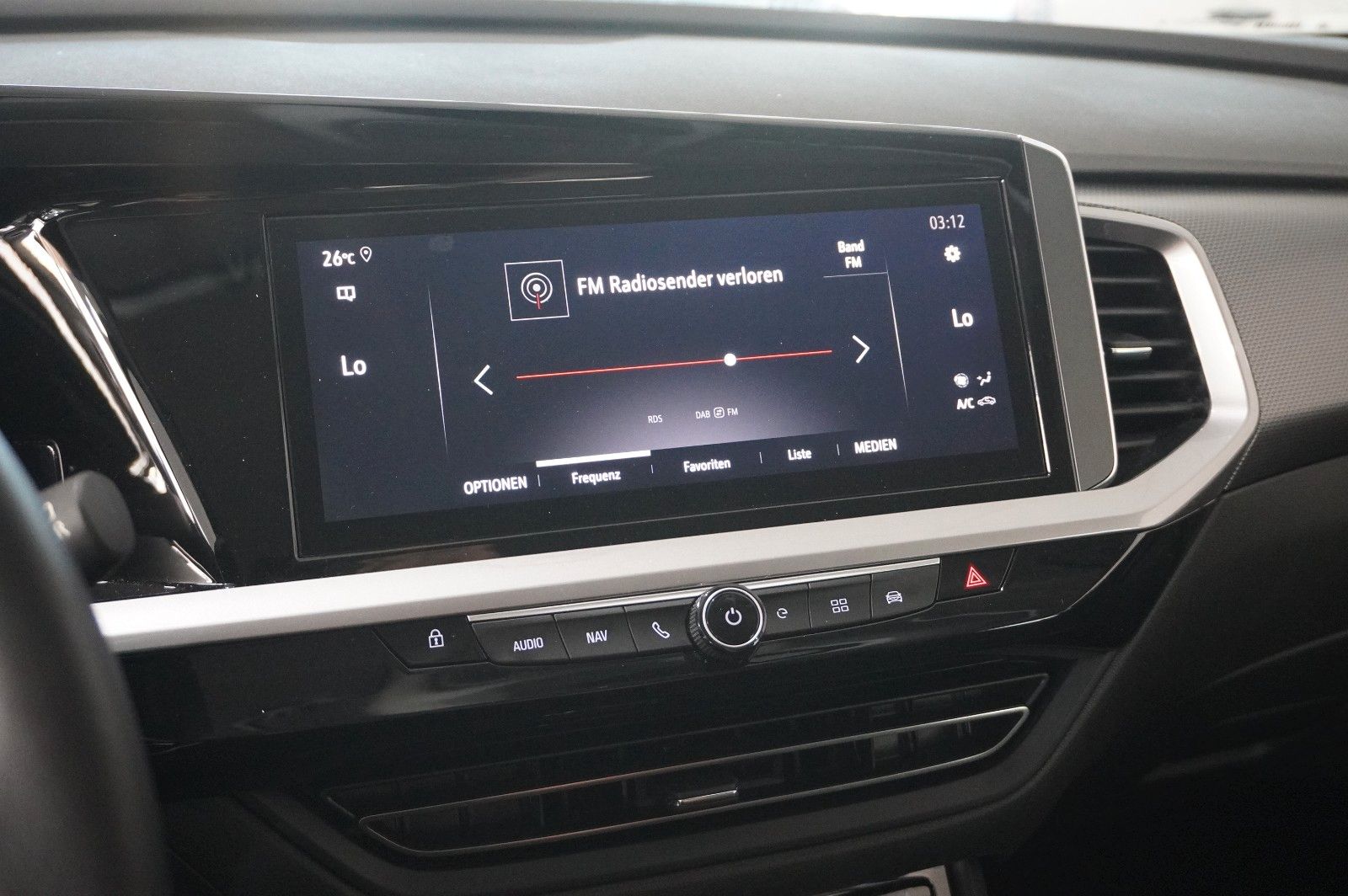 Fahrzeugabbildung Opel Grandland (X) 1.6T EDITION HYBRID NAVI/LED/VIRT.