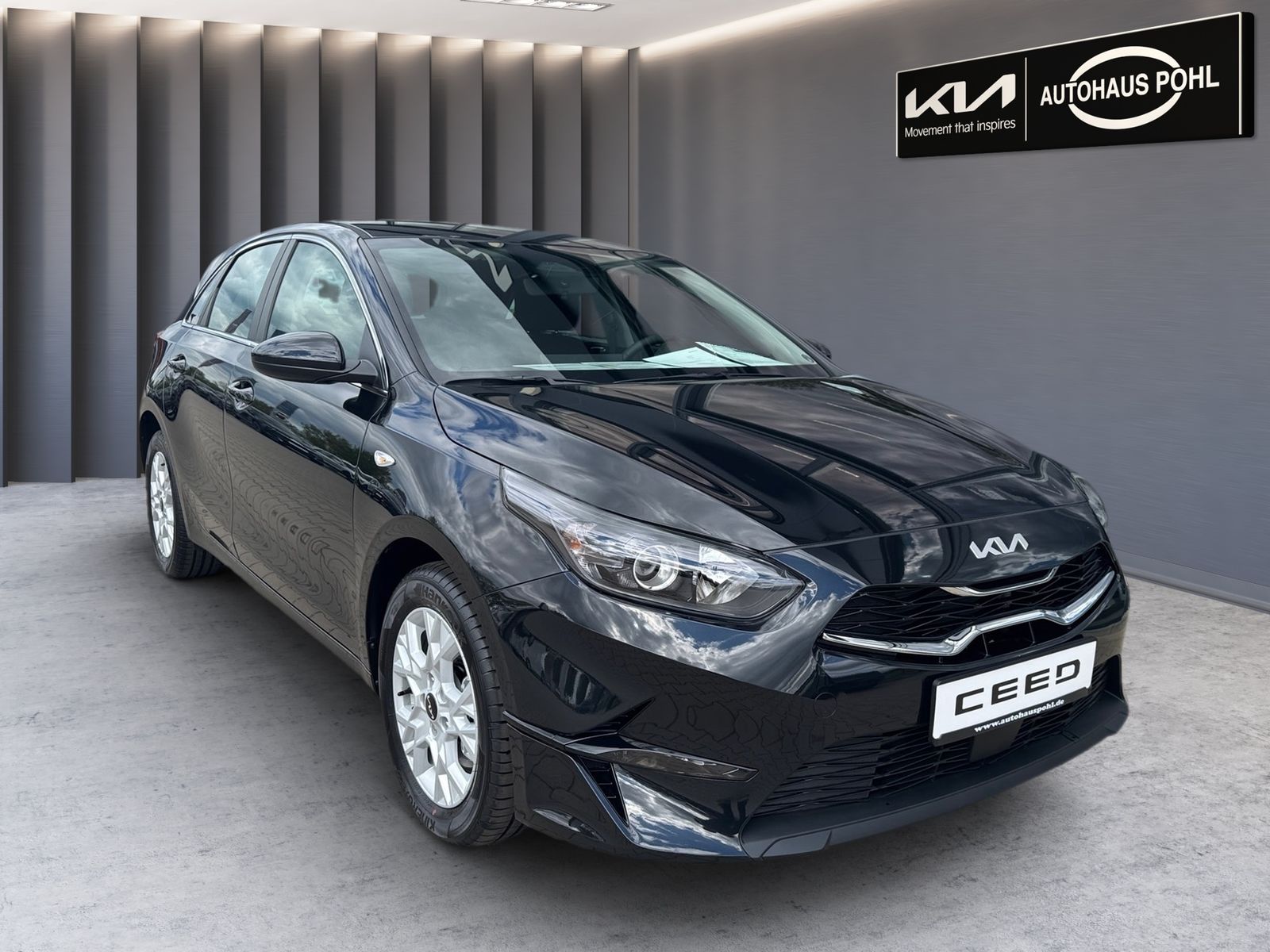 Fahrzeugabbildung Kia CEED_5 1.5T 140 DCT7 VIS STD NAVI