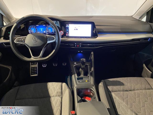 Golf VIII 1.5 TSI Move NAVI KLIMA PDC LED