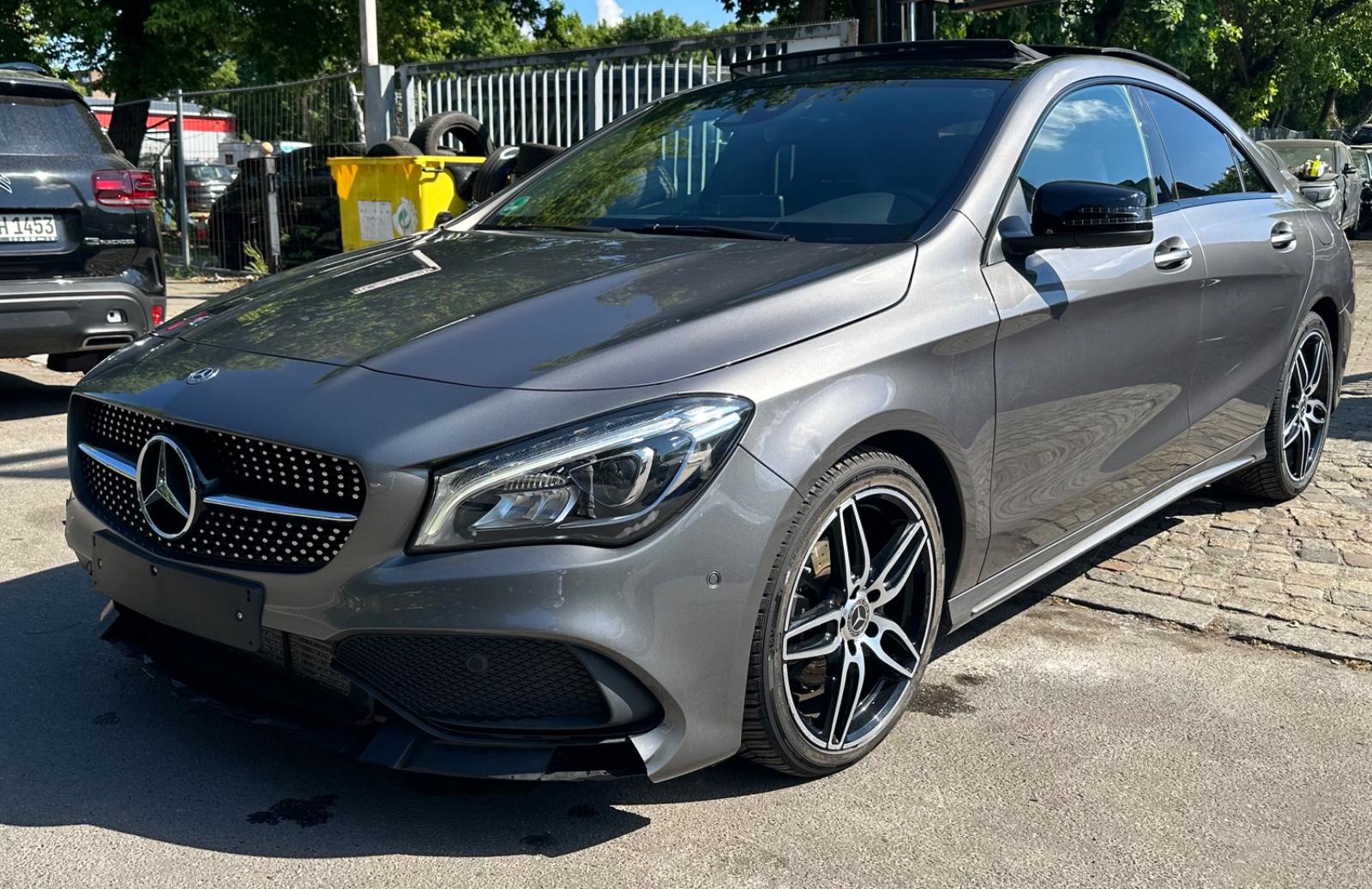 Mercedes-Benz CLA 180 BlueEfficiency*ALCANTARA*PANO*KAMERA*