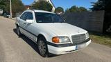 Mercedes-Benz Mercedes Benz 220 - gebrauchte Mercedes-Benz 220 aus dem Jahr 1996