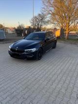 BMW 530d xDrive Touring Aut. *BMW-Garantie*M-Paket* - BMW 530 Gebrauchtwagen Bmw530d