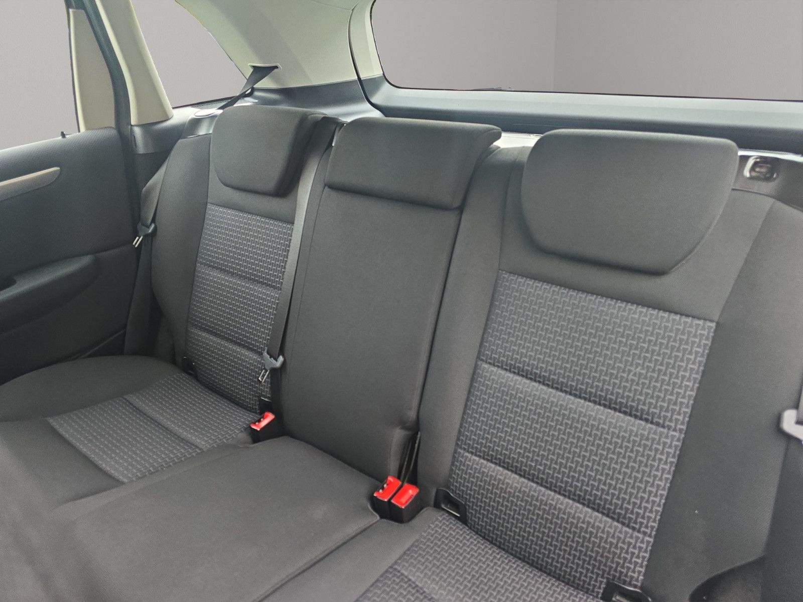 Fahrzeugabbildung Mercedes-Benz B -Klasse 200 AUTOMATIK SERVICE NEU TEMP KLIMA