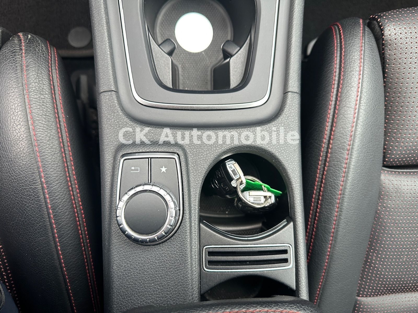 Fahrzeugabbildung Mercedes-Benz CLA 220 CDI Shooting Brake/4Matic/AMG-Line/LED