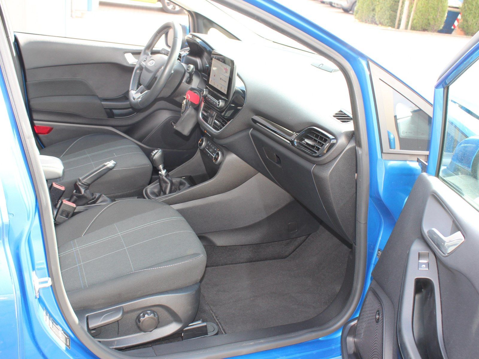 Fahrzeugabbildung Ford Fiesta Cool & Connect 1,0 EcoBoost Start/Stopp