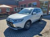 Mitsubishi Outlander 4WD 2.2 Edition+ AT Diesel - Mitsubishi Outlander mit Benzin-Antrieb: Allradantrieb, Geländewagen
