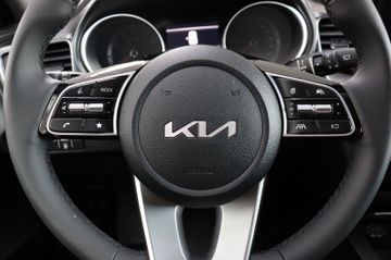 KIA XCeed - 9