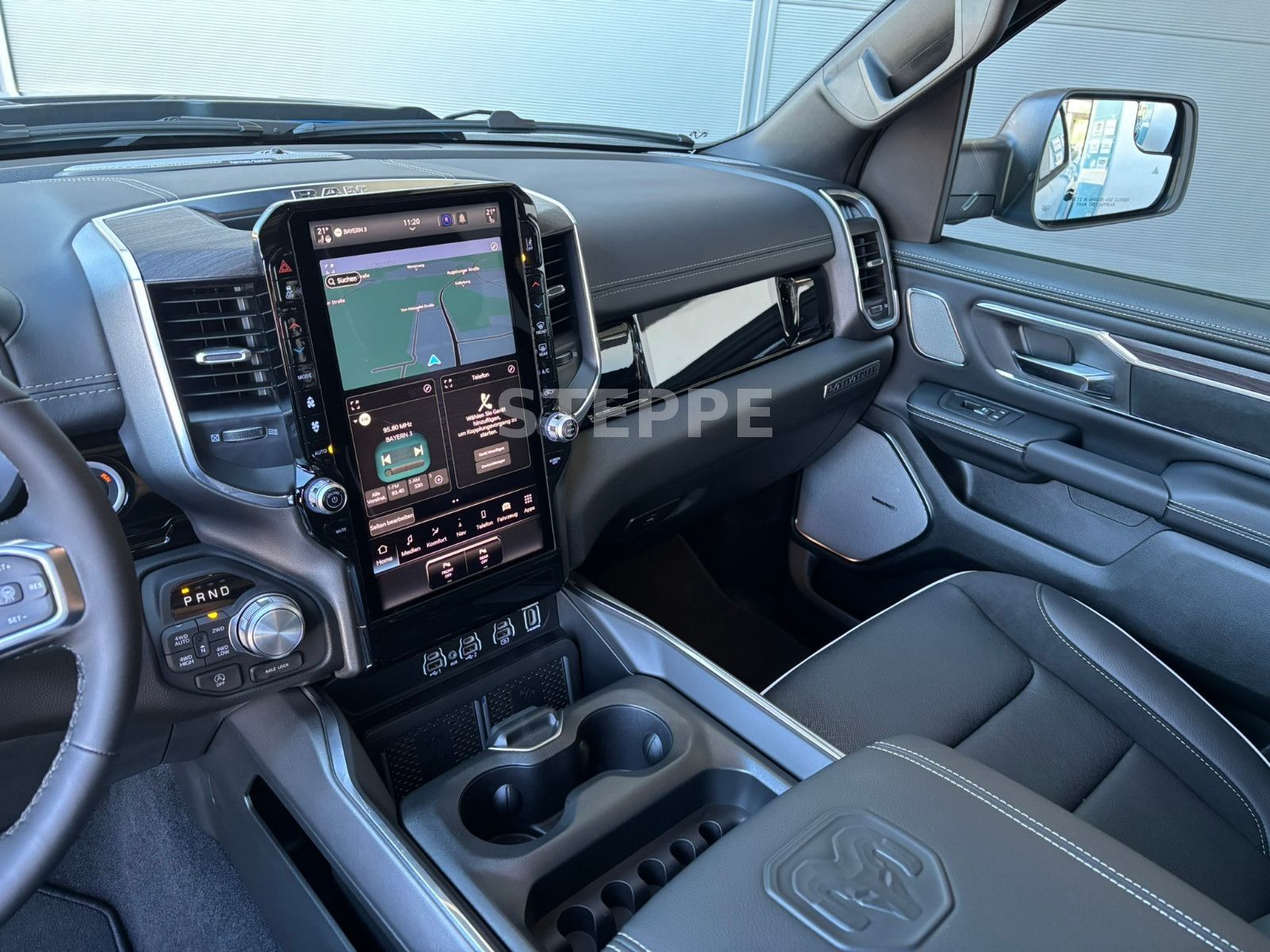 Dodge 2026 RAM 1500 5,7LV8 Night Safety Tech. AHK 22"