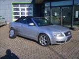 Audi A4 Cabriolet 3.0 quattro - Audi A4 aus 2004: 3.0