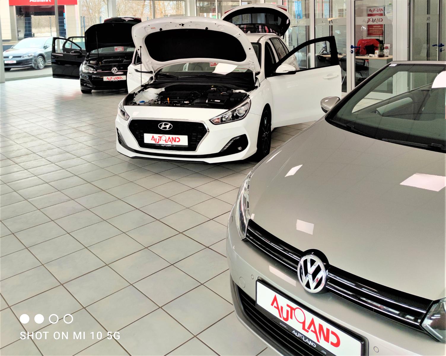 showroom-image-top
