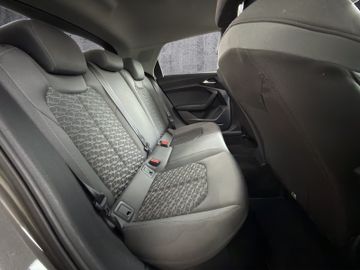 Audi A1 Sportback 30 TFSI S line S-Tronic*LED*APPLE
