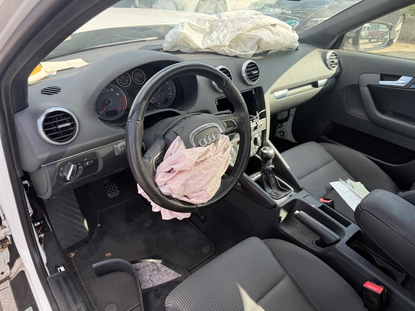 Audi A3 2012 — photo 15