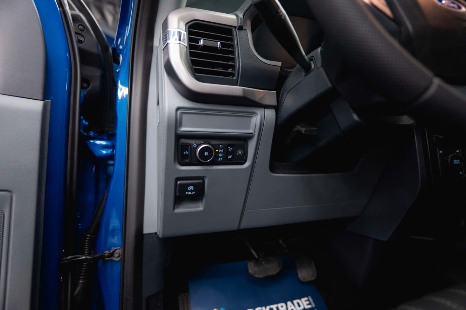 Fahrzeugabbildung Ford F150 5.0L V8 4x4 Offroad SuperCrew RAPTOR 1.Hand