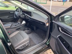 KIA EV6 58.3 RWD WP AIR COM ASS SND KIA EV6 58.3 RWD WP AIR COM ASS SND