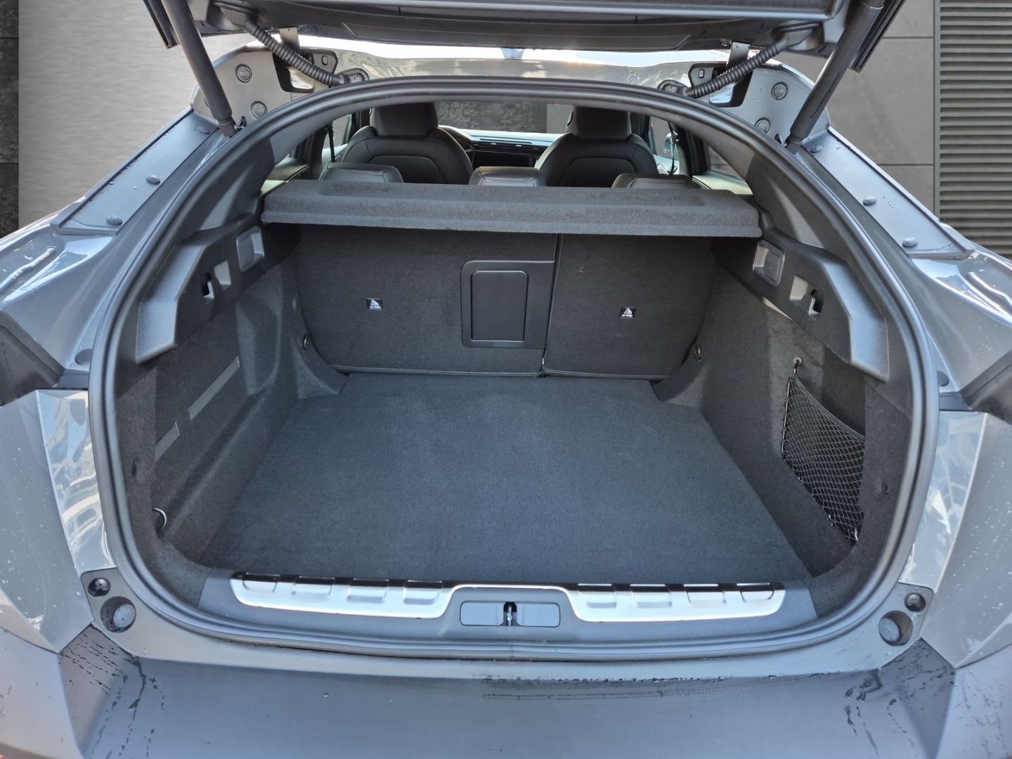 Peugeot 408 - Bild 5