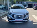 Hyundai SANTA FE Family + 2WD - Hyundai SANTA FE in Oberhausen