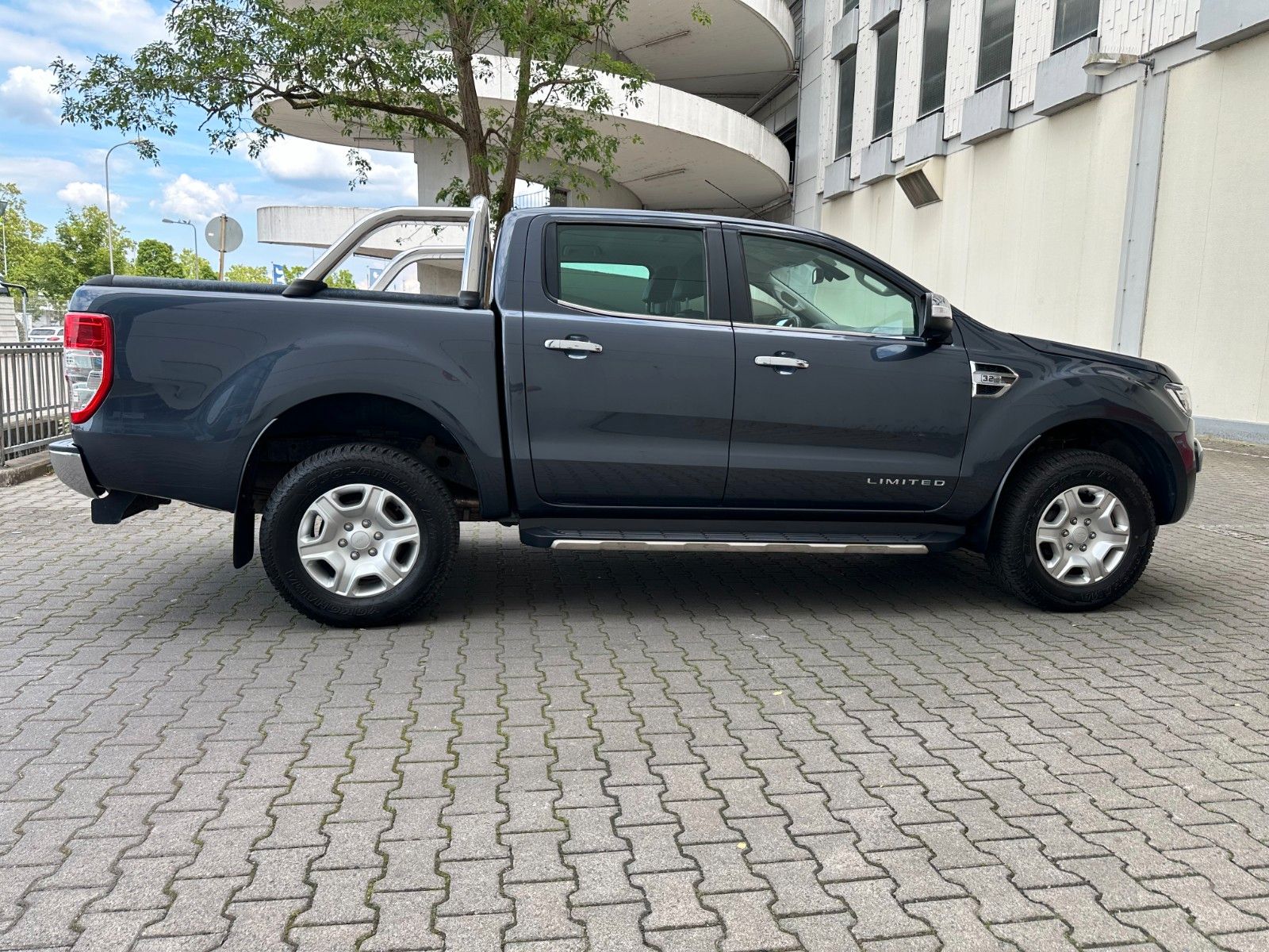 Ford Ranger 3.2 Limited Autom. Vollausstattung 2.Hd foto 6