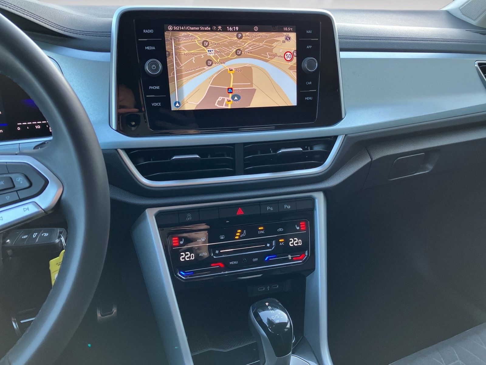 Volkswagen T-Roc - Bild 12