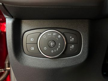 Ford Tourneo Courier Titanium Winterpaket 5JGarantie!