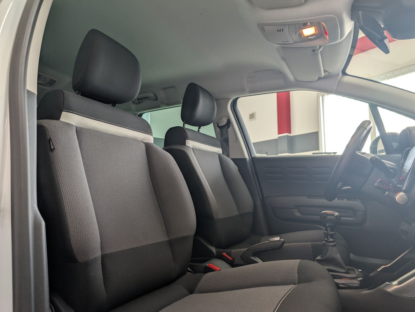 Fahrzeugabbildung Citroën C3 Aircross YOU APP PDC TOUCH TEMP KLIMA LED