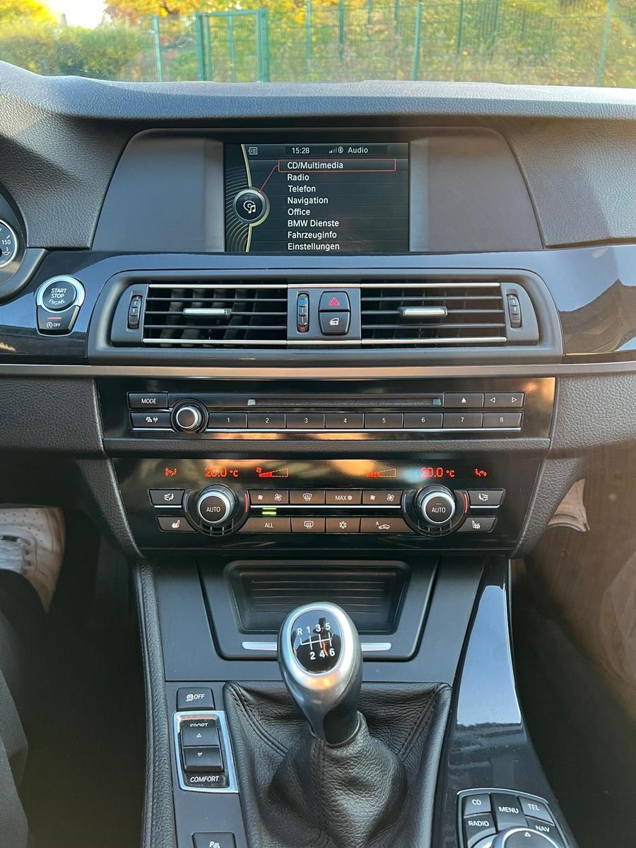 BMW 520 2012 — photo 9