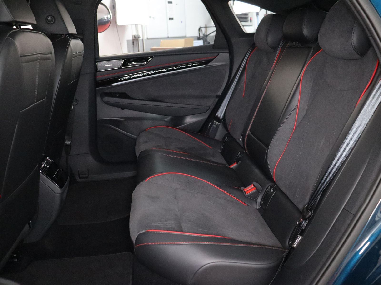 Volkswagen ID.7 GTX 250 86 484,-ohne AHK Pano H&K foto 17
