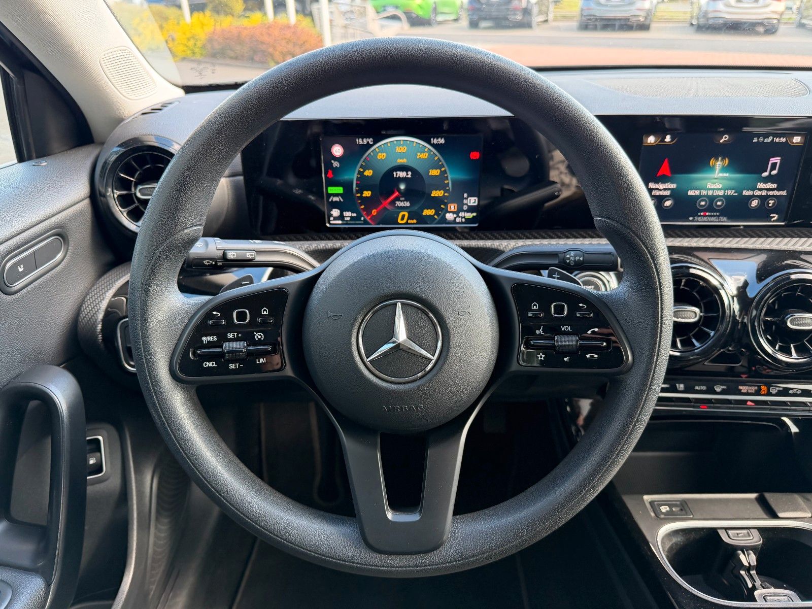 Fahrzeugabbildung Mercedes-Benz A 250e