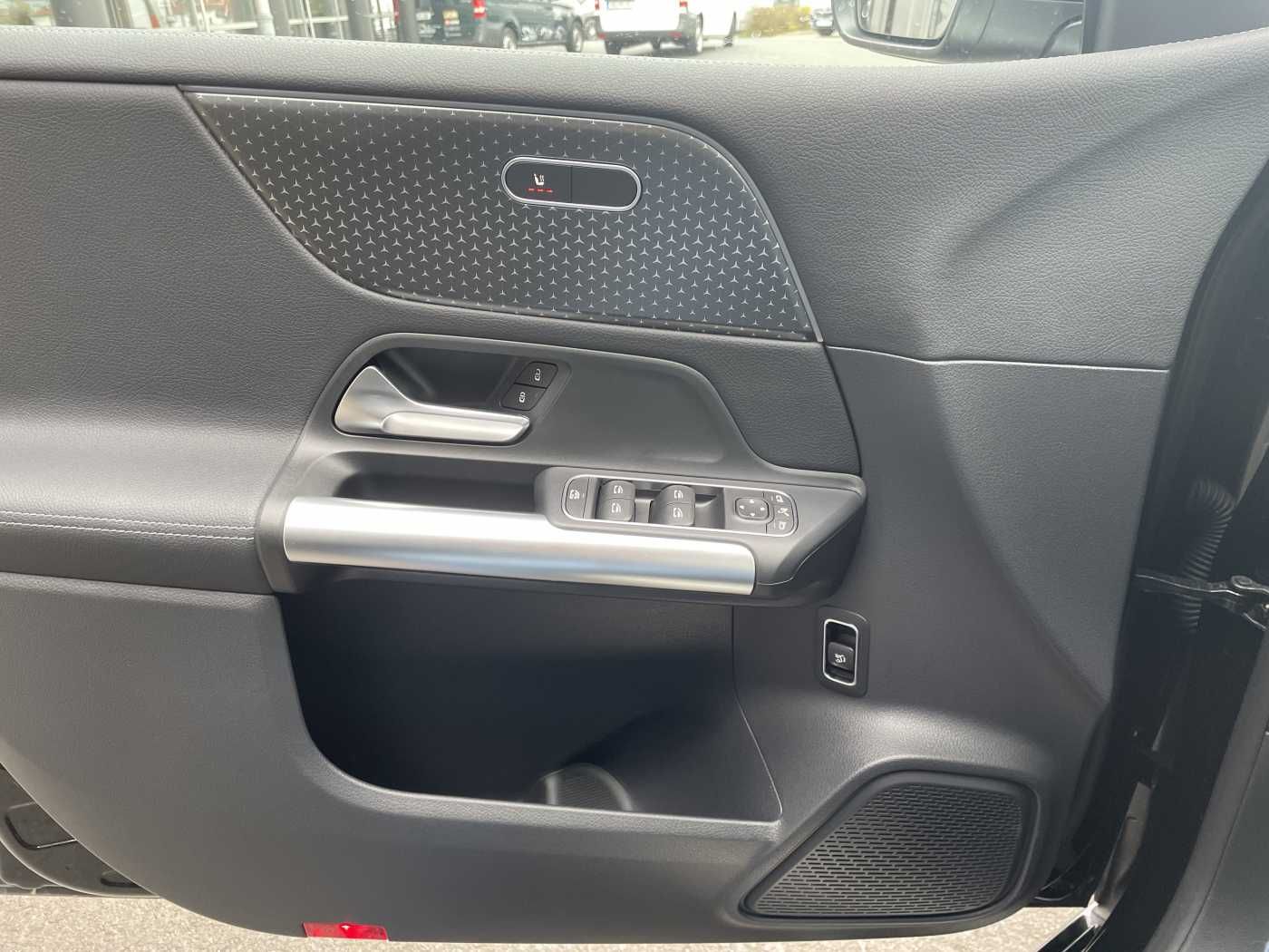 Fahrzeugabbildung Mercedes-Benz B 220 d Progressive AHK+R-Kamera+LED +MBUX+Ambie