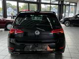 Volkswagen Golf VII 1.5 TSI R-Line, DSG, LED, AVV, Kamera - Volkswagen Golf: R Line
