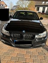 BMW 325i e90 - BMW 325: E90
