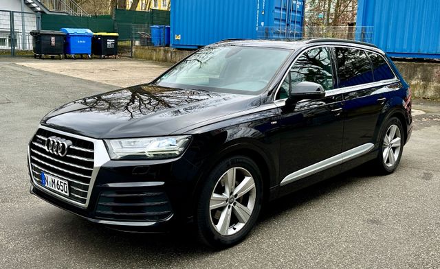 Audi Q7 3.0 TDI quattro S Line Sportpaket Vollausst.