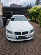 BMW E93 320i  Cabrio Automatik aus 10/2012 - BMW 123: Cabrio