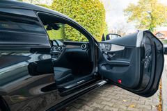 MERCEDES-BENZ C63S AMG Coupe / BURMESTER/ PANO/ HIGH-END/ 360° MERCEDES-BENZ C63S AMG Coupe / BURMESTER/ PANO/ HIGH-END/ 360°