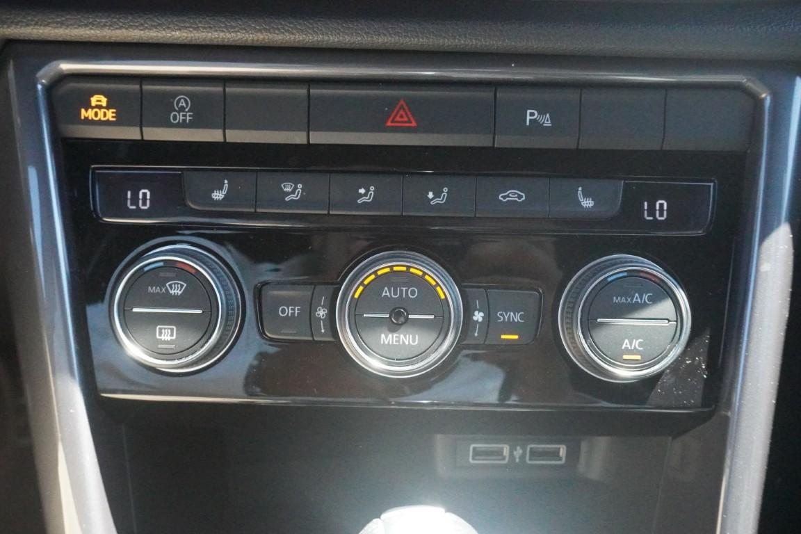 Volkswagen T-Roc 1.5 TSI R-Line DSG LED Virtual Cockpit, миниатюра 27