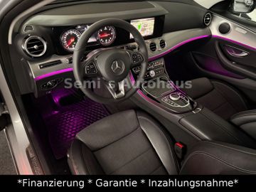 Mercedes E 220 - 12