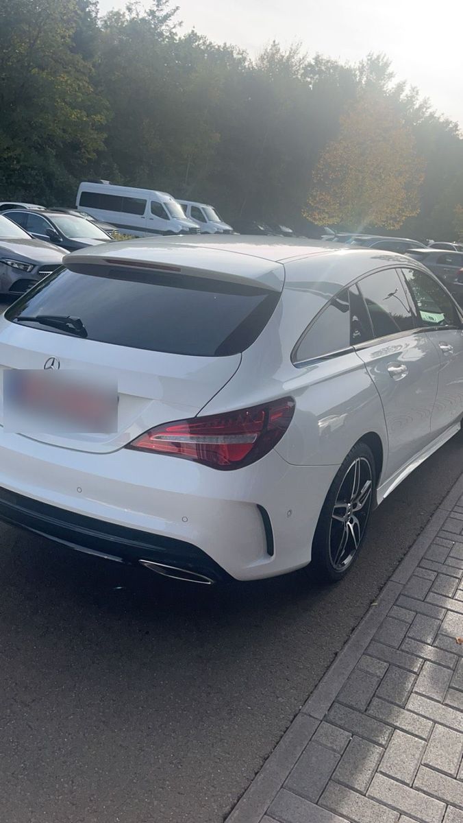 MERCEDES-BENZ Mercedes Benz CLA 200 AMG Line